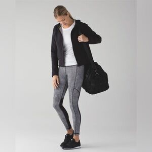 Lululemon - Speed Tight V